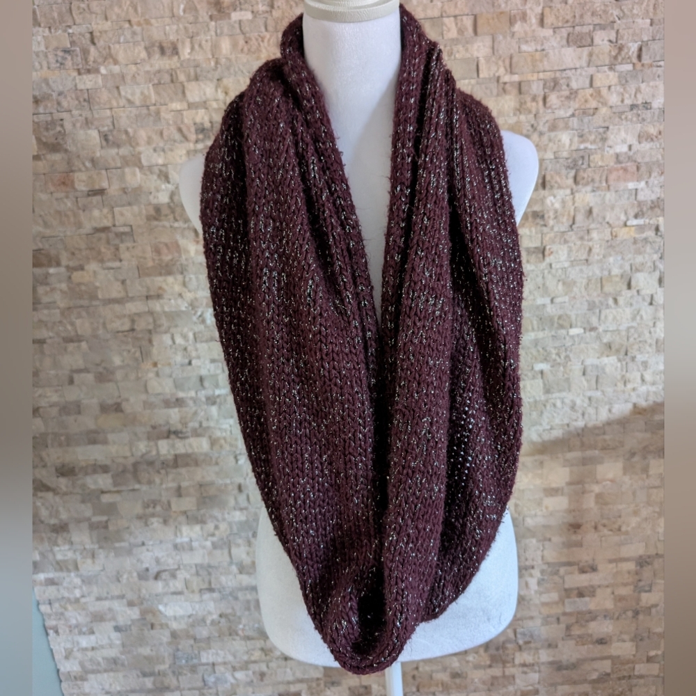 Purple Metallic Infinity Cozy Knit Scarf Aughts Winter Fall Glam Silver Detail